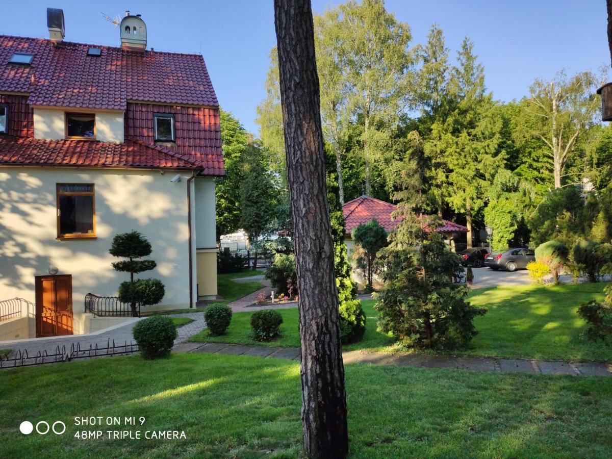 Willa Pod Debami Świnoujście Esterno foto