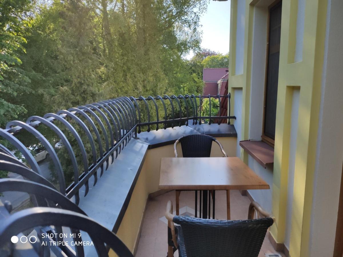Willa Pod Debami Świnoujście Esterno foto